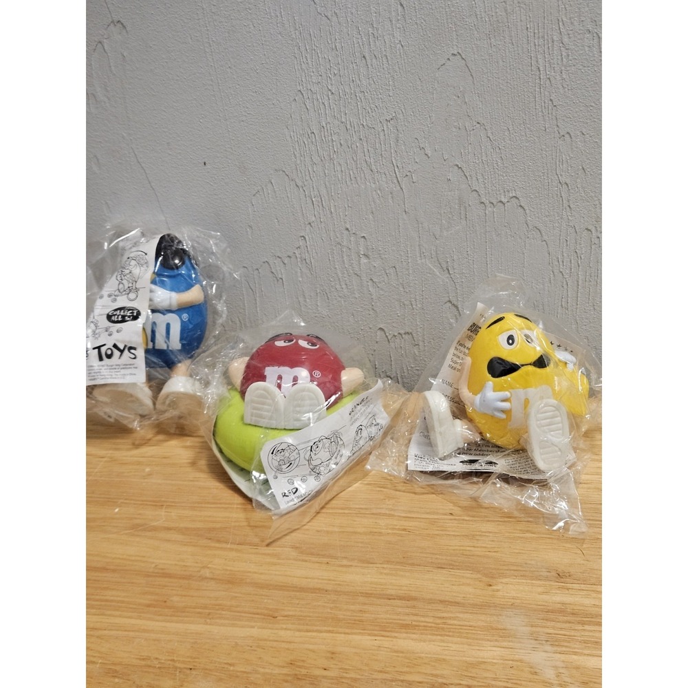 Mar's Burger King M&M's Dispenser Lot Figurines Figure Lot of 3 Kids Toys NEW